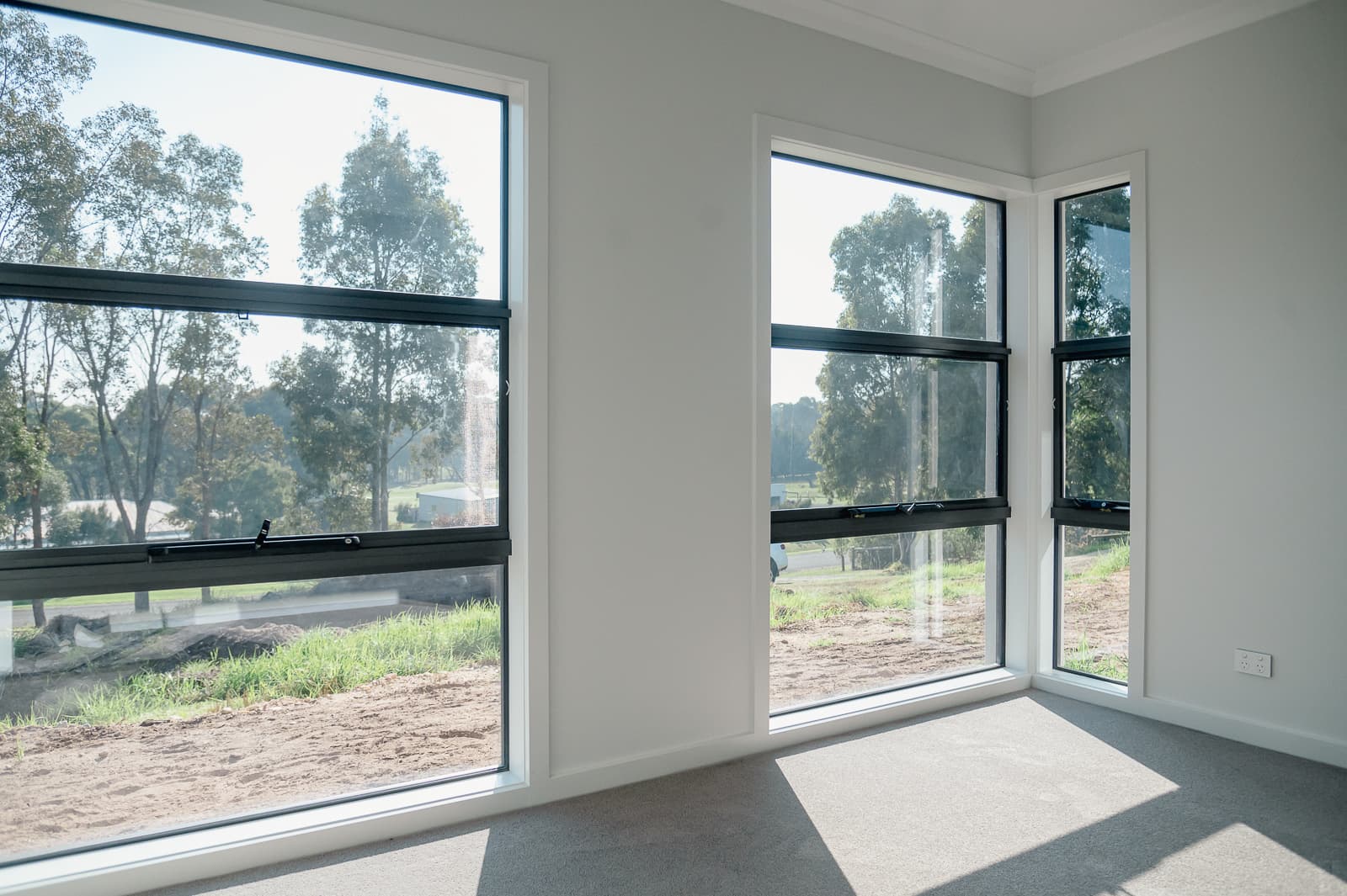 Comfort & Bright - Image 7