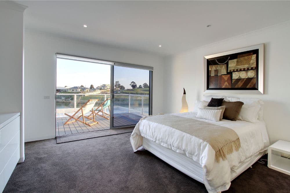 Semi-Commercial with 360° Water Views