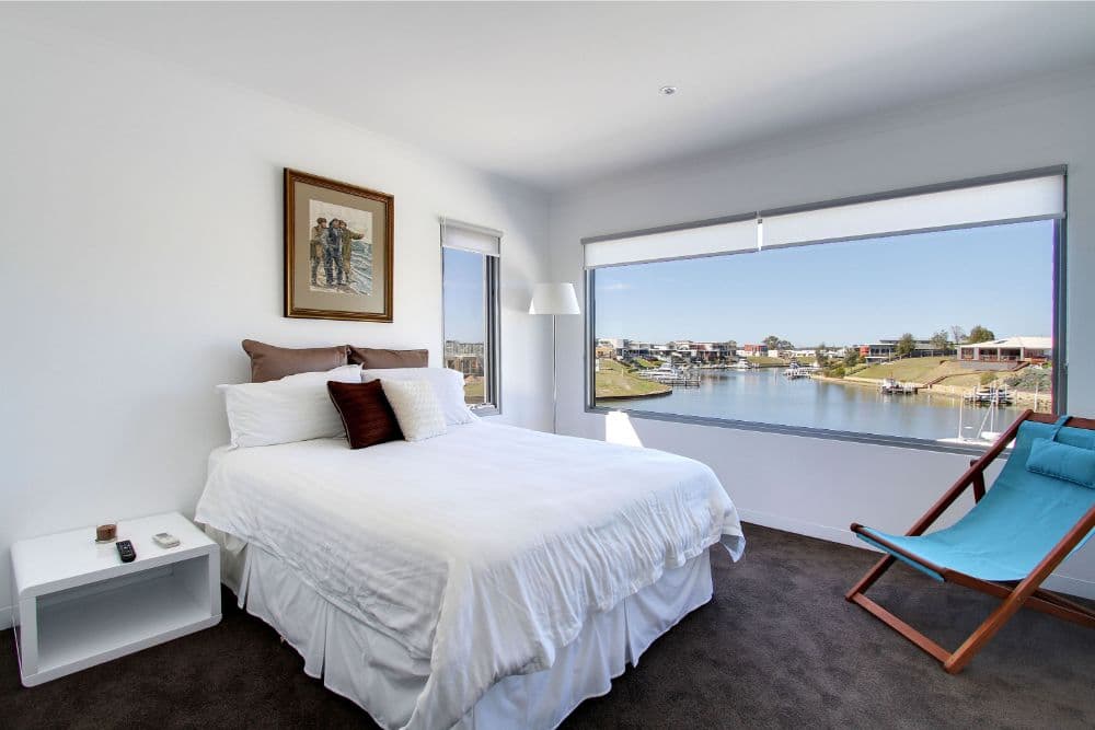 Semi-Commercial with 360° Water Views - Image 5