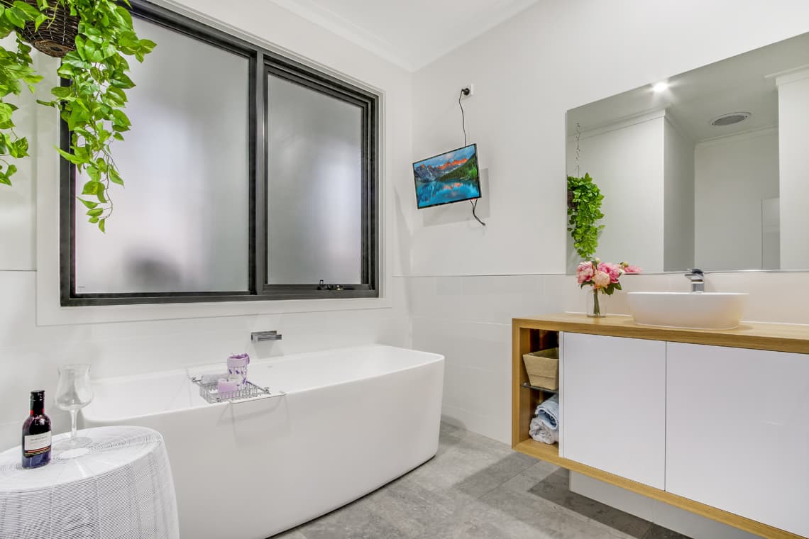 Thermal with Modern Appeal - Image 11